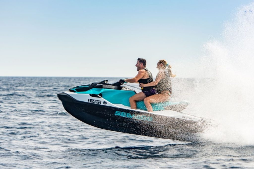 Alquiler de motos de agua en Cambrils JET SKI con Bruixa de Mar - Sea-Doo GTX PRO